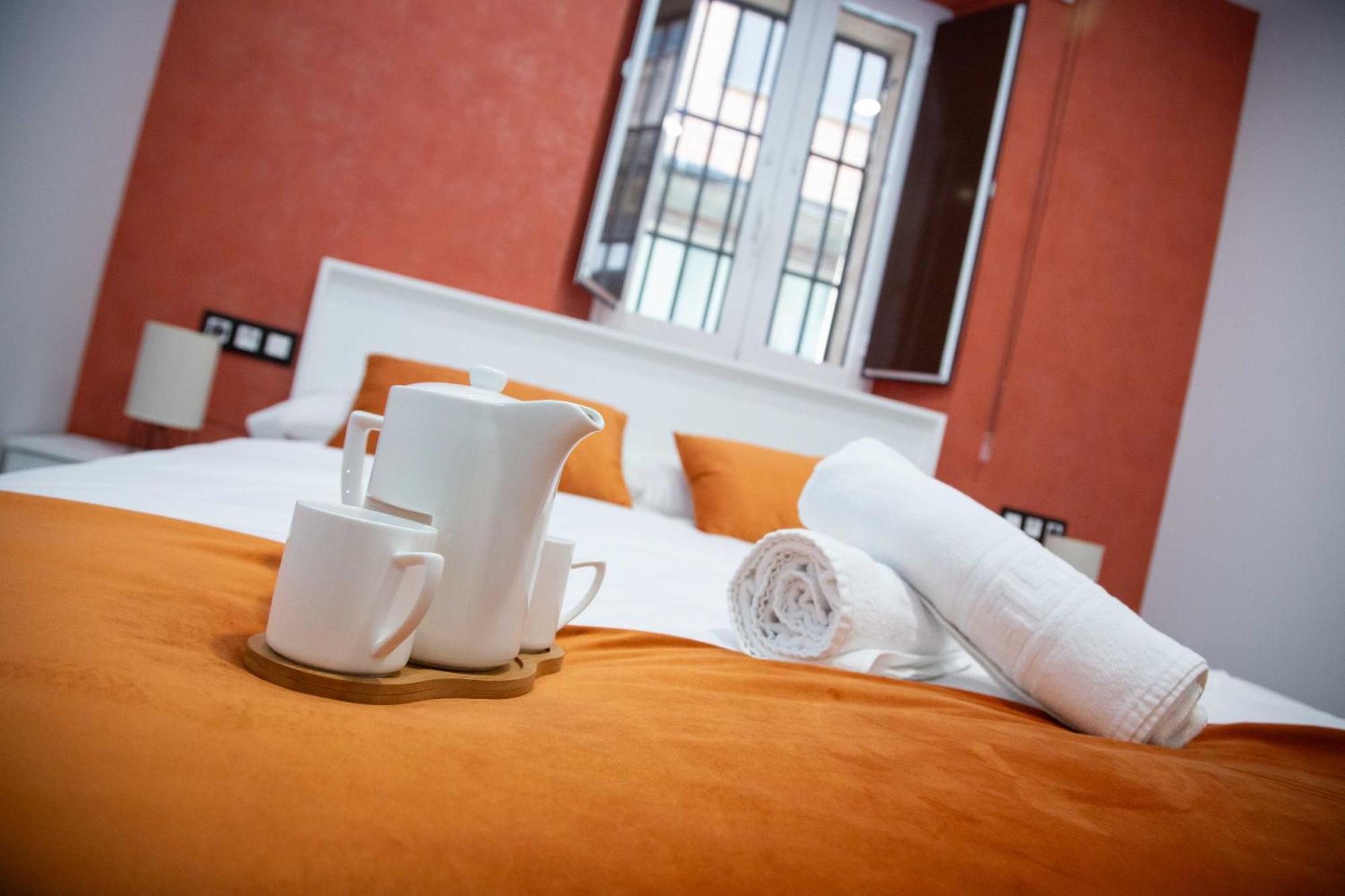 Pregonero Urban Suites - Naranja Сория Экстерьер фото